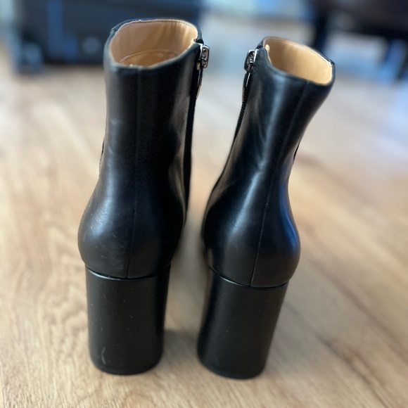 Marc Fisher Ankle Leather Black Booties US 8.5 - Picture 5 of 16
